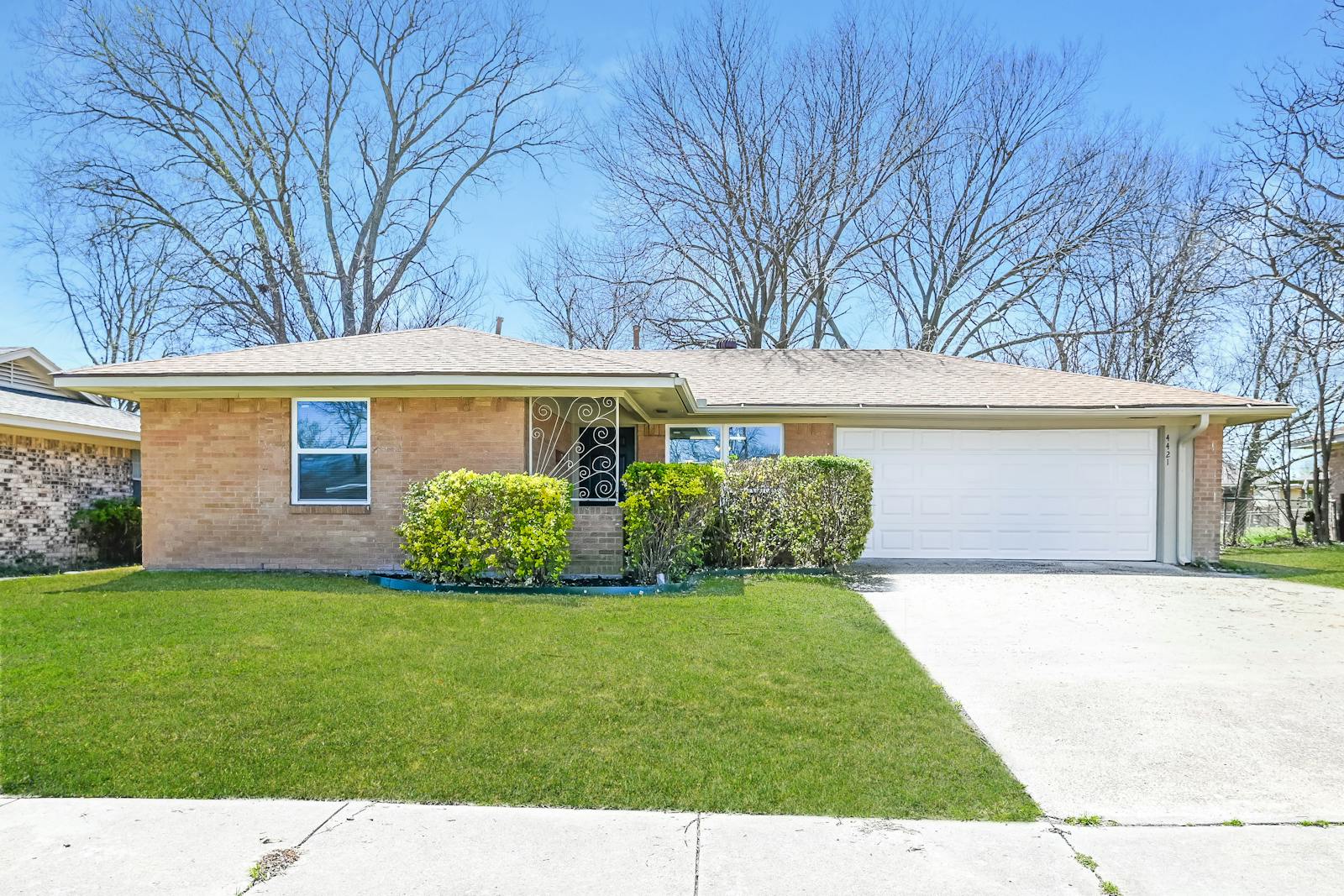 1820 Alameda Dr, Mesquite, TX 75150 Home for Rent 3 Beds, 2 Baths